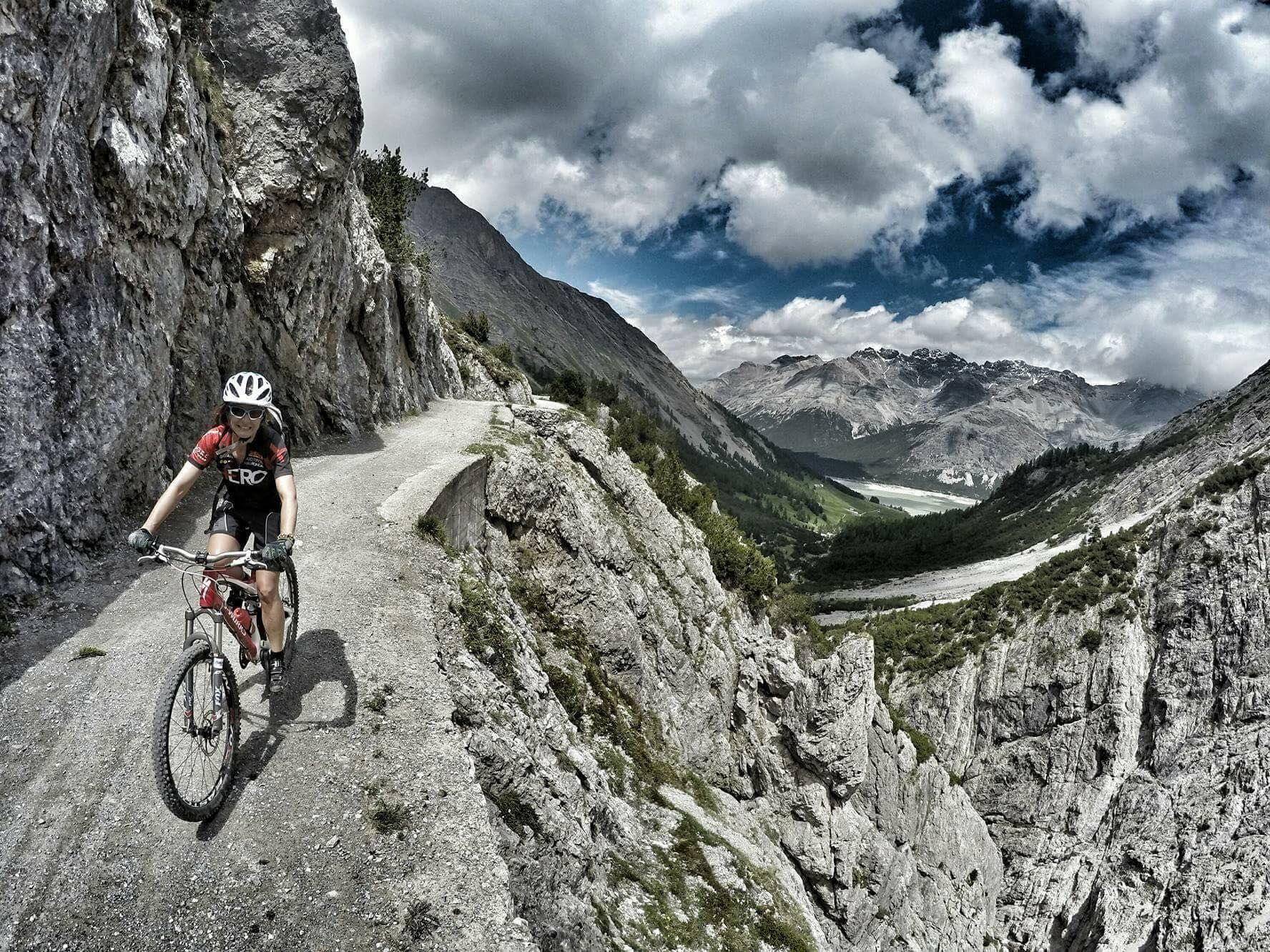 Livigno 2020 –  Per gli amanti delle escursioni in Mountain bike il classico giro Alpisella Trela