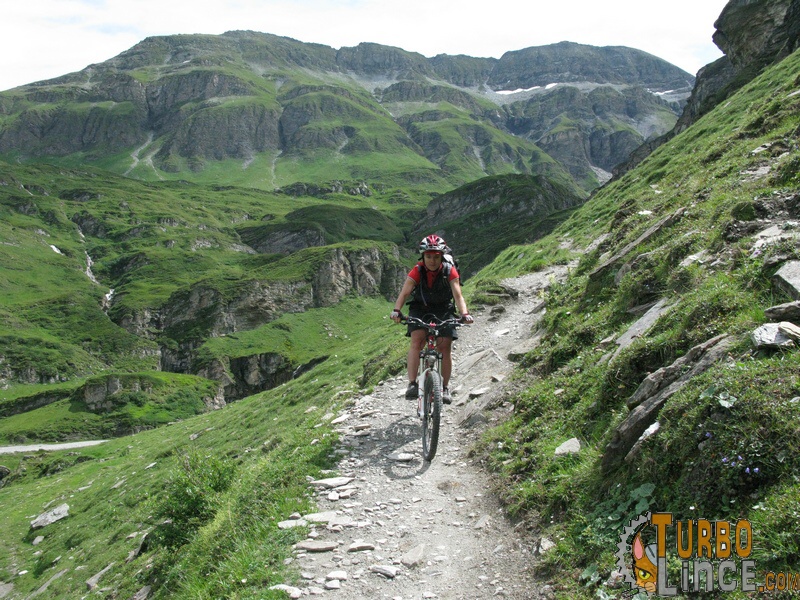 donne in mountain bike